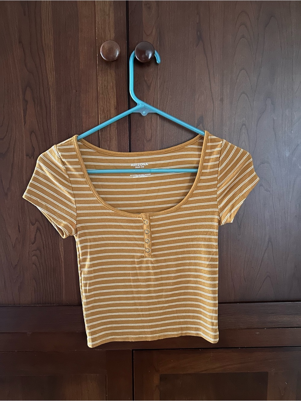 Arizona Jean Co. Women's Mustard Stripe Scoop Neck Crop Top